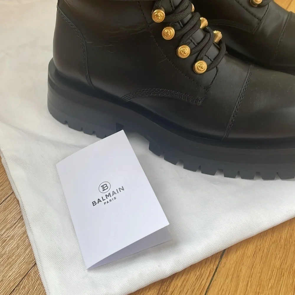 NWT Balmain Paris Ranger Army ankle boots black leather golden hardware - 36 - Picture 9 of 9